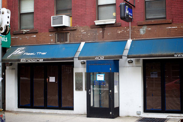 The closed exterior of Pam Real Thai Encore